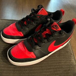 Nike Jordan low 1 Red and Black 7Y